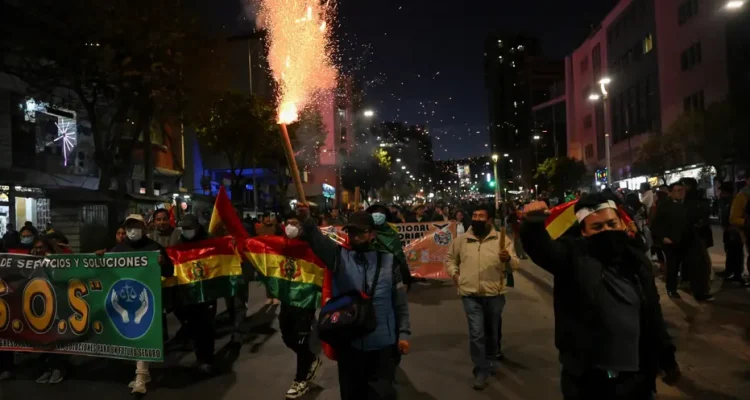 US and Allies Denounce Attempts to Oust Bolivia's President Amid Unrest