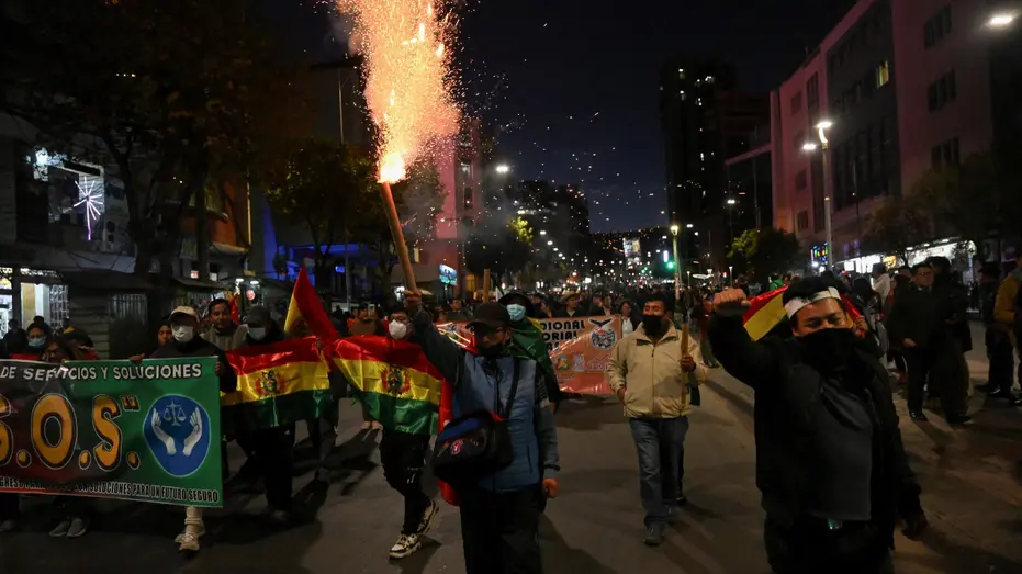 US and Allies Denounce Attempts to Oust Bolivia's President Amid Unrest