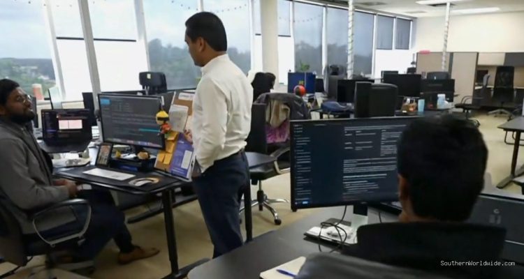US Businesses Hesitant Amid H-1B Visa Fee Uncertainty