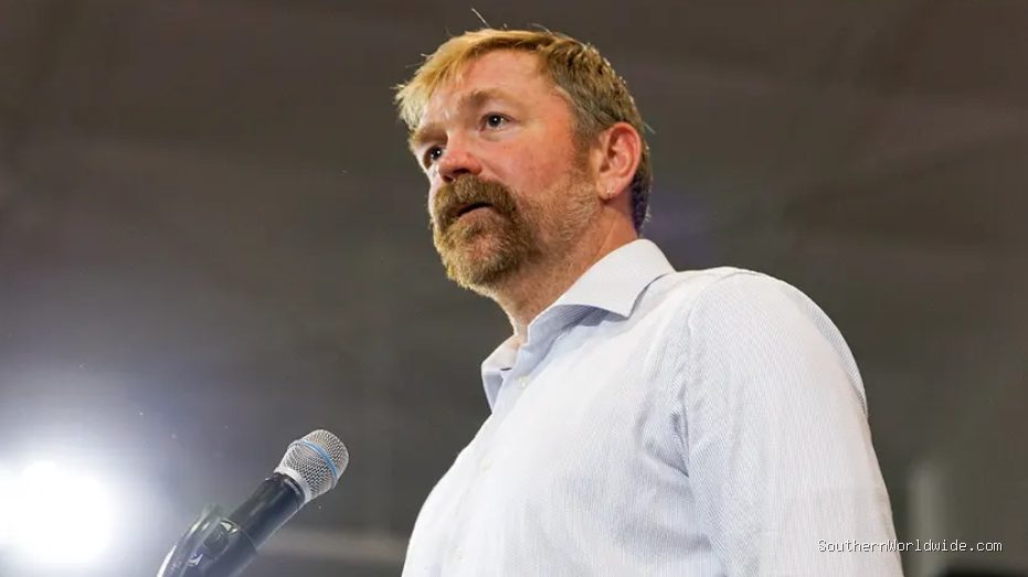 early-graham-platner-critic-delivers-scathing-rebuke-of-senate-candidate-31124 Early Graham Platner Critic Delivers Scathing Rebuke of Senate Candidate
