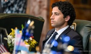 Far-left Candidate's Past Anti-Meat Stance Conflicts with Cattle Country Pivot
