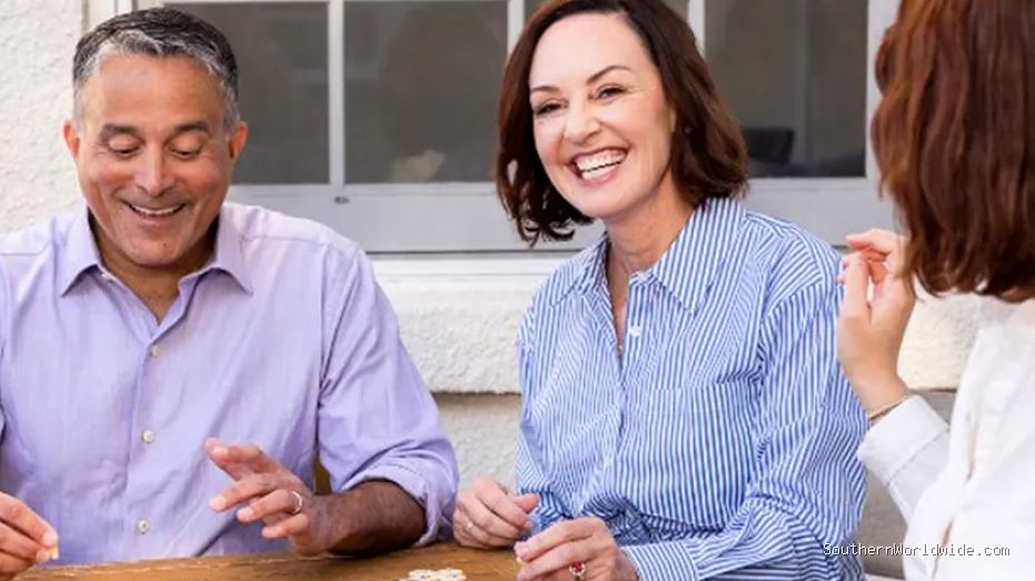 Former Talk Show Host to Face Ex-Advisor to Kamala Harris' Husband