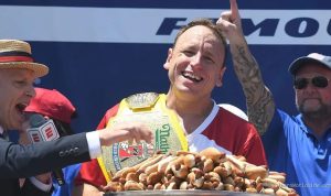 joey-chestnut-claims-18th-nathans-hot-dog-eating-contest-title-85690 Joey Chestnut Claims 18th Nathan's Hot Dog Eating Contest Title