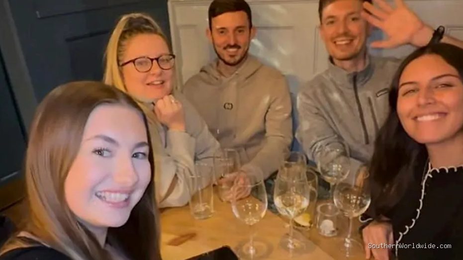 man-channels-grief-over-best-friends-suicide-into-outreach-for-lonely-strangers-26465 Man Channels Grief Over Best Friend's Suicide Into Outreach for Lonely Strangers