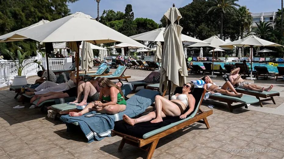 Stampede for Pool Chairs After Long Wait at Resort